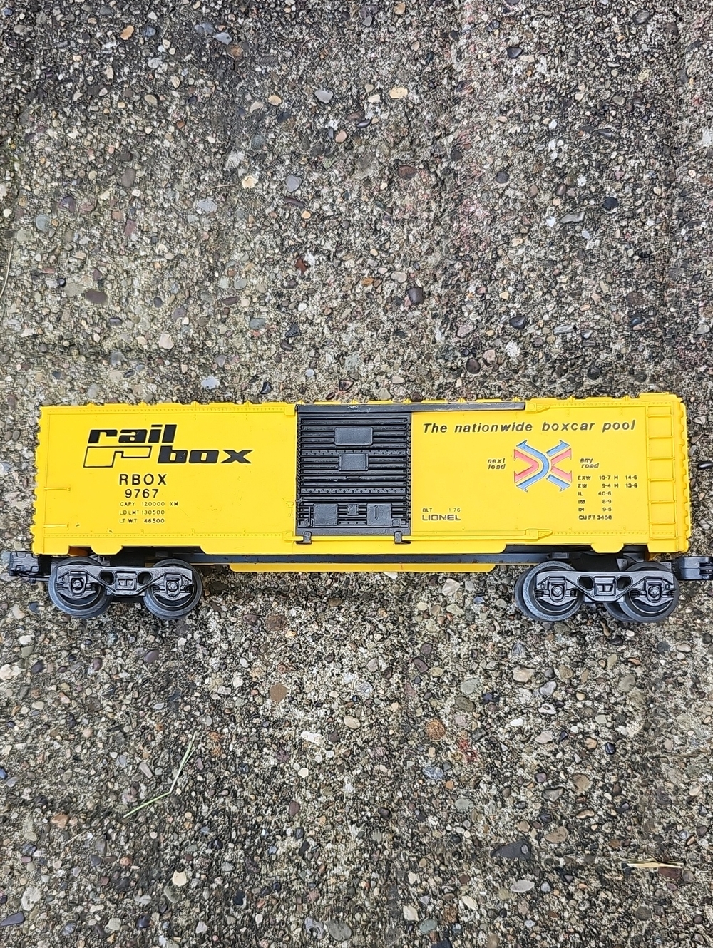 Vintage Lionel Train Rail Box 9767 Yellow Box Car O Gauge Nationwide Boxcar Pool